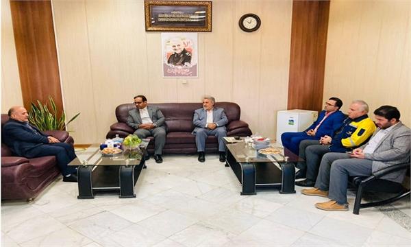 از تلاشهای بی وقفه مدیرکل و همکاران پست استان تقدیر شد.