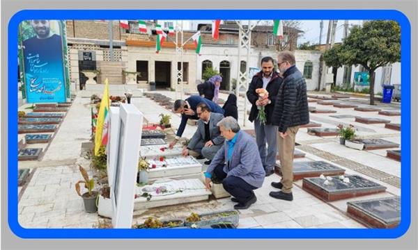 غبارروبی گلزار شهدا شهرستان ساری همزمان با نخستین روز دهه فجر