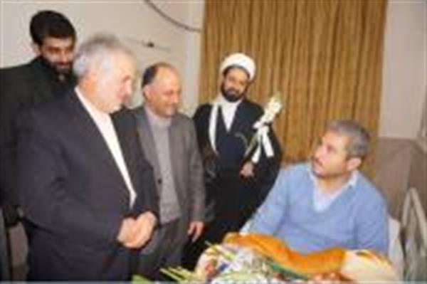 مهندس طهماسبی: جانبازان ، یادگاران روزهای عشق و حماسه و نماد ایثار و فداکاری اند.