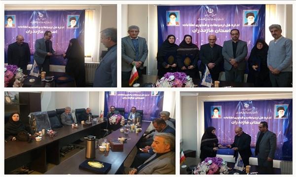 از خانواده شهیدان رستم صادقی و حسین فتحعلی زاده مالک در مازندران تجلیل شد