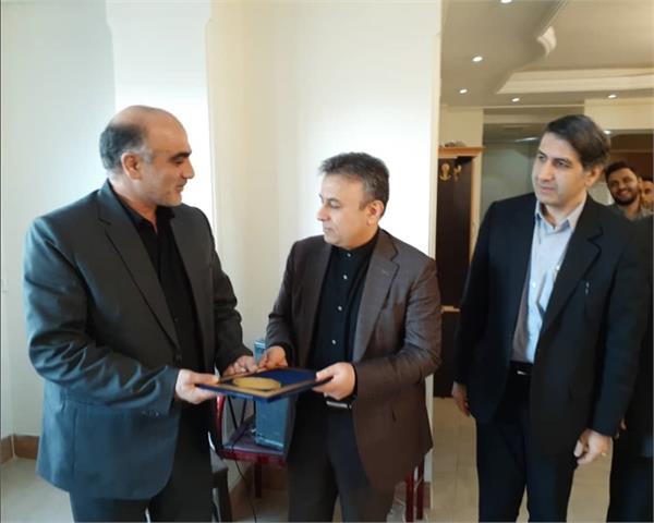 تقدیر از فعالان عرصه نماز دستگاههای تابعه وزارت