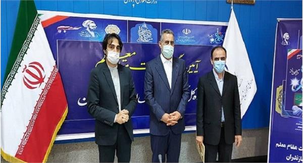 تقدیر از کارکنان حوزه فناوری اطلاعات آموزش و پرورش استان در راستای اجرای طرح هوشمند سازی مدارس