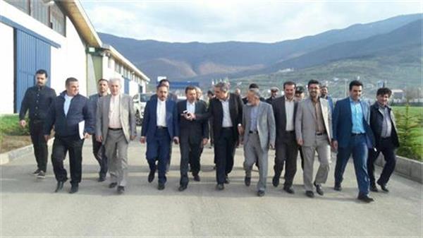 دکتر واعظی در مازندران: تولید داخلی و اشتغال زایی از سیاست های اصلی دولت تدبیر و امید است