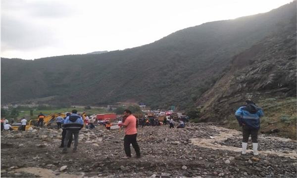 مجموعه ارتباطات استان مازندران در آماده باش کامل به منظور حفظ پایداری شبکه های ارتباطی می باشند